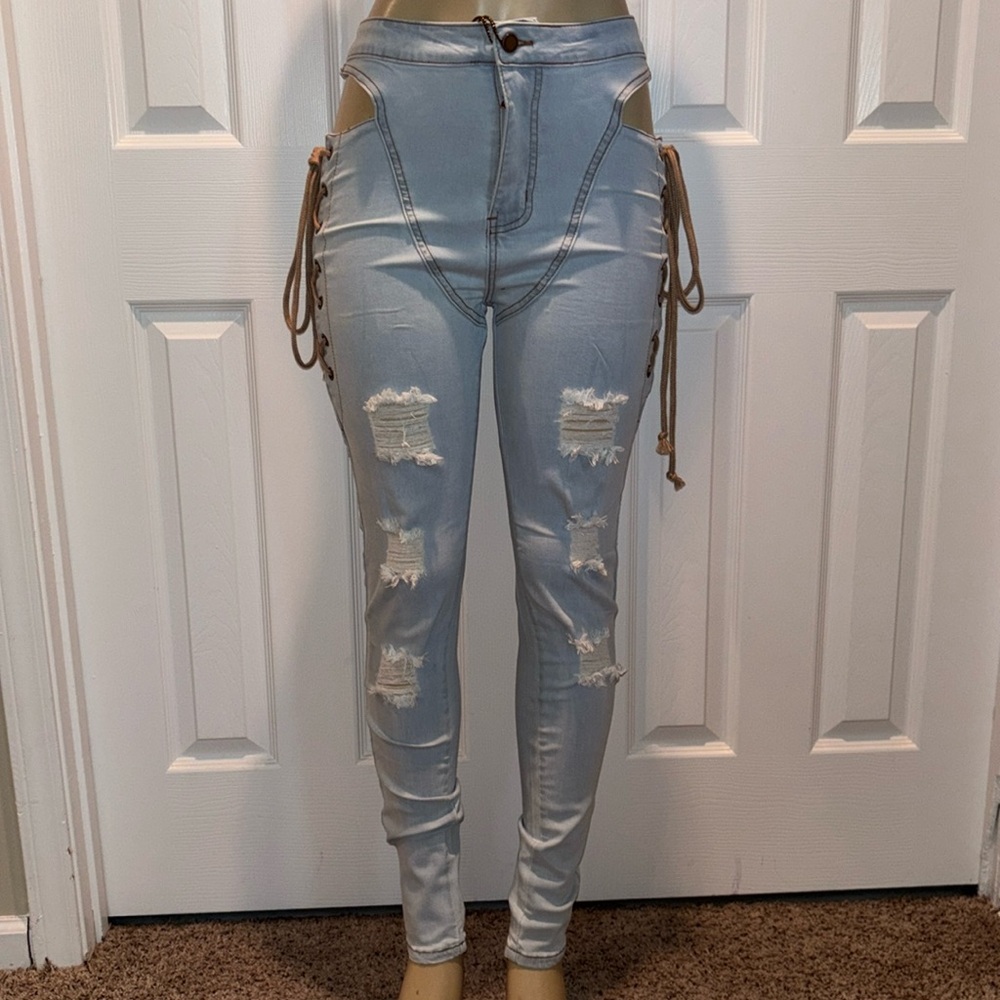 Fashion Nova -Getting Out There Lace Up Skinny Jeans - Light Wash size L - Picture 6 of 9